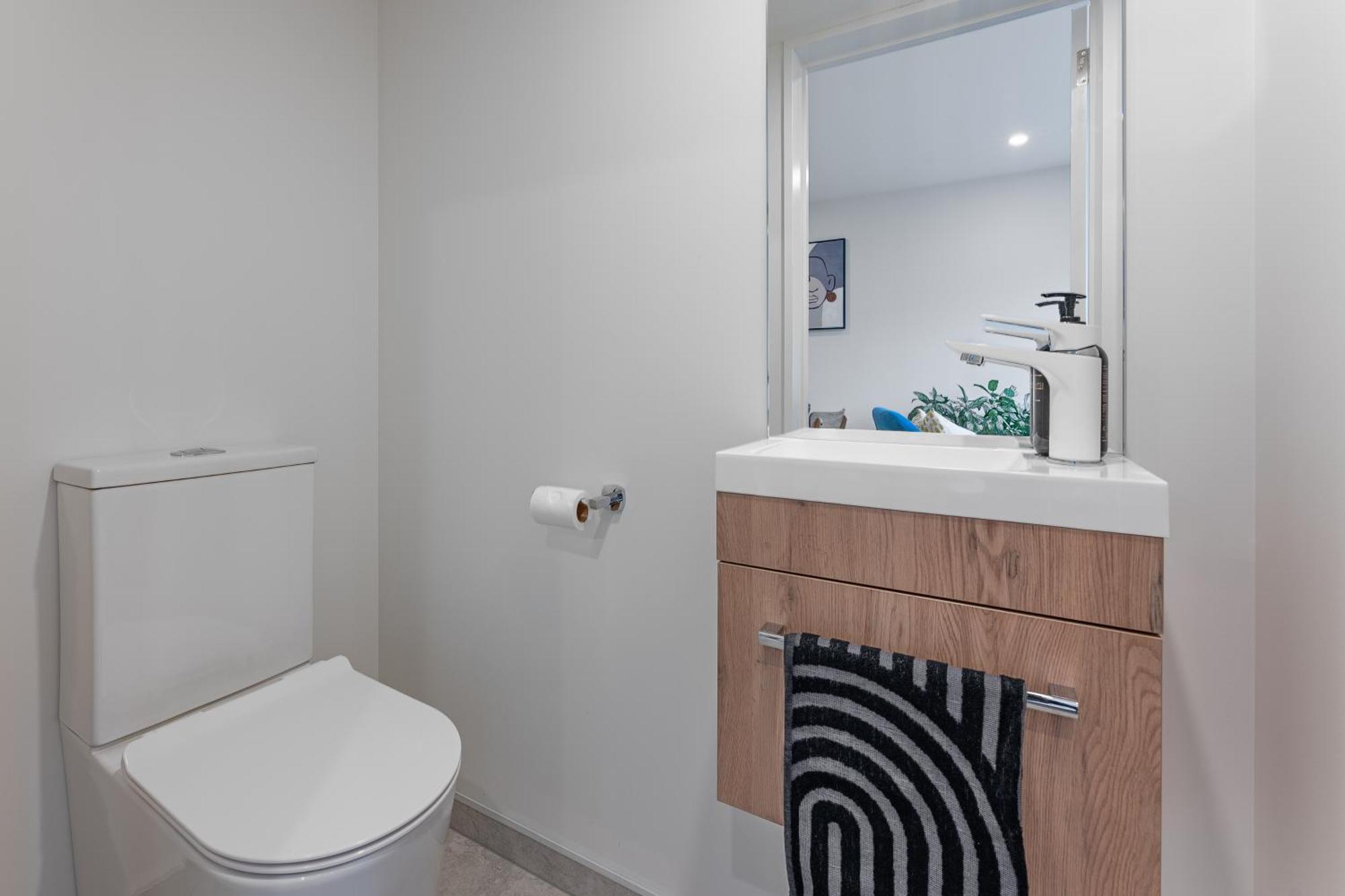 크라이스트처치 Urban Nest - Entire Townhouse And Free Parking 빌라 외부 사진